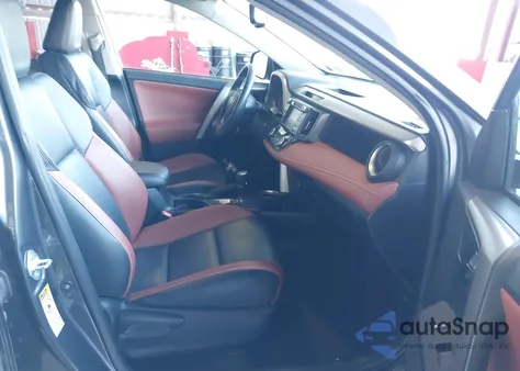 2015 Toyota Rav4 Limited z USA, uszkodzony, nr VIN 2T3DFREV6FW402683